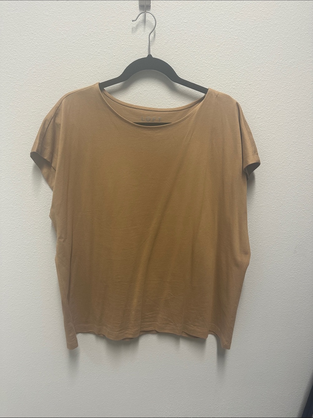 Loft - Everyday Relaxed Tee / Tank - Camel colored - size XL
